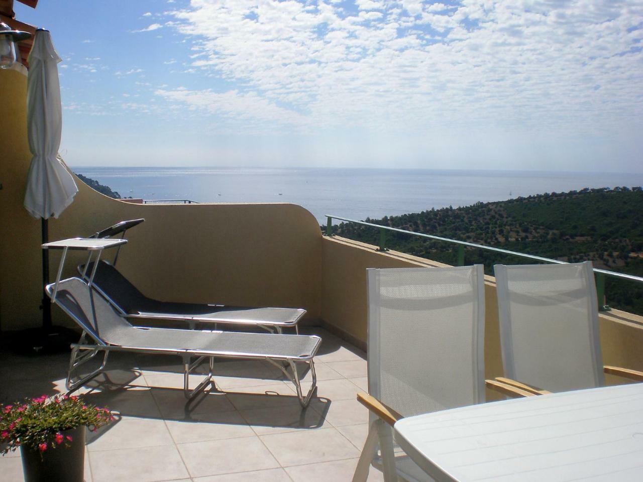 Holiday Home Le Belvedere By Interhome Cavalaire-sur-Mer Eksteriør billede